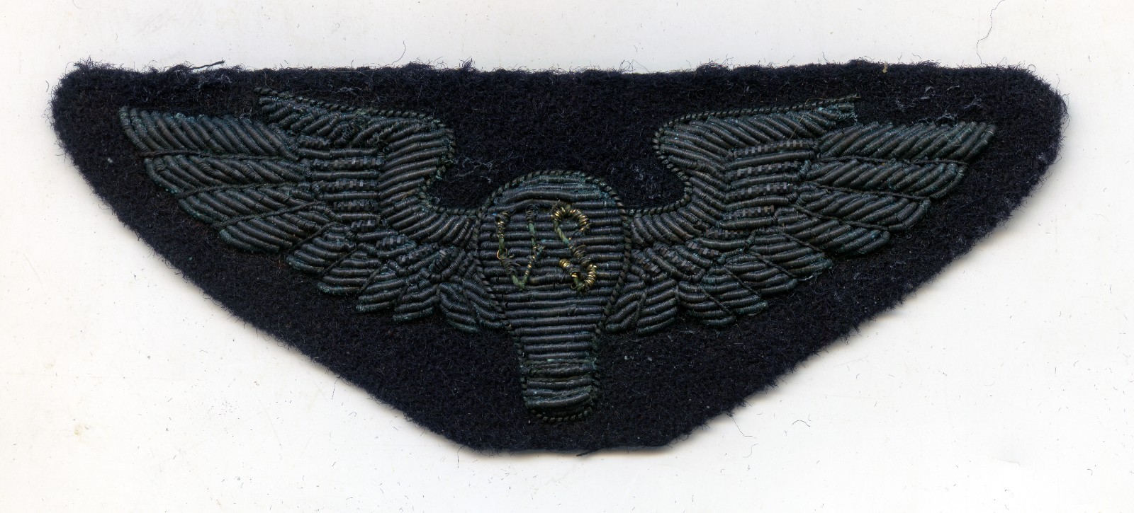 WWI U.S. Balloon Pilot Aeronaut Bullion Wing Insignia