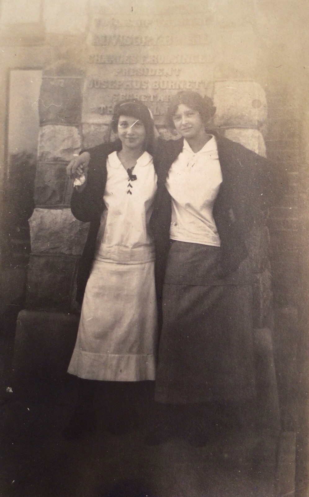 1910’s PHOTO RPPC Two Pretty Edwardian Young Ladies Girls Vintage