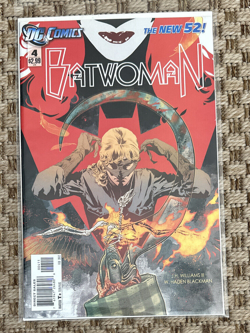 Batwoman #4 DC Comics 2012 - The New 52 - Mint Condition - Looks Fantastic