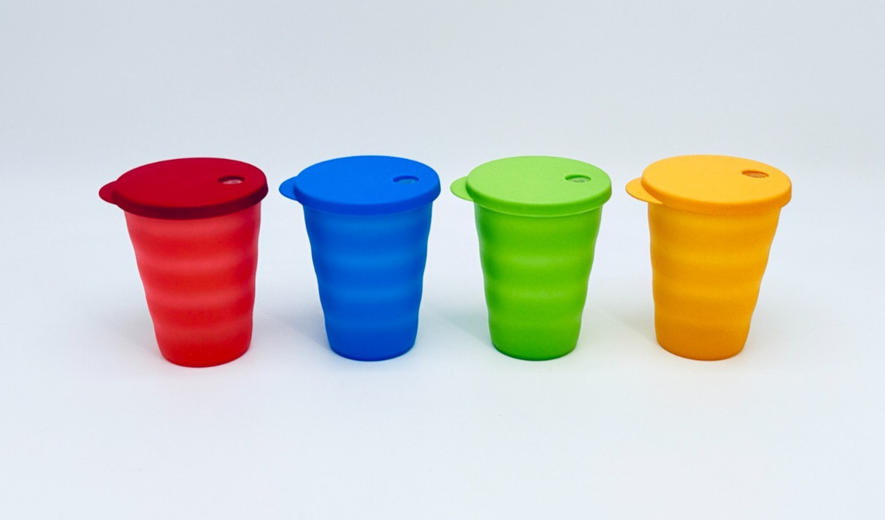 Lot of 4 Tupperware Impressions 11oz Tumblers #3218 w/ Lids #3219 Straw Holes