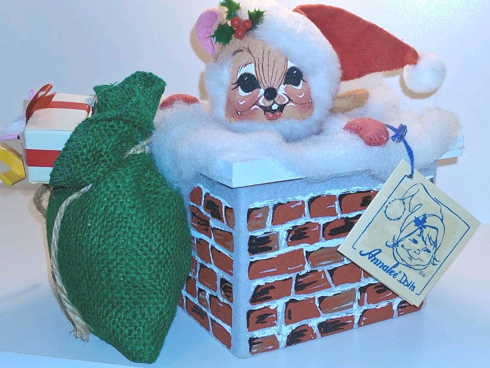 ANNALEE SANTA MOUSE DOWN CHIMNEY w/ Toy Bag 1995 Holiday Collection 8