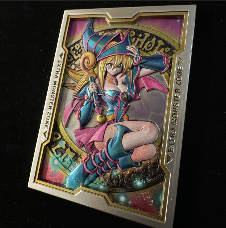Yu-Gi-Oh Black Magician Girl Anime Metal Embossed 3D Region Center Card Toy