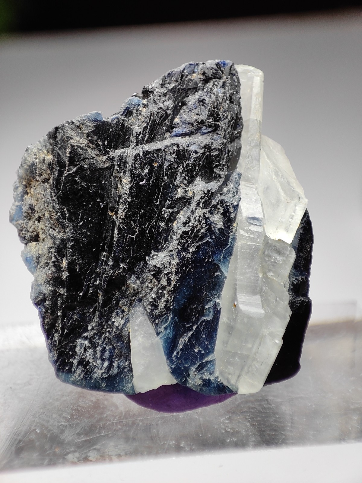 Rare Cassiterite Crystal With Quartz Having Perfect Growth & Terminations -Pak.