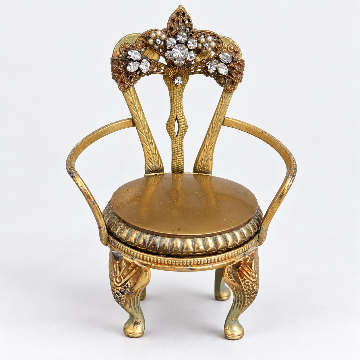 Robert Originals GoldTone Rhinestones & Pearls Power Compact Chair Vtg 40\'s RARE