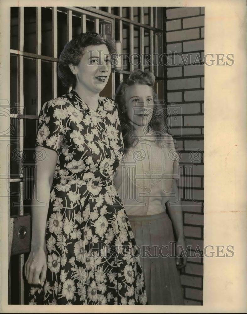 Press Photo Strike leaders Cleveland Ohio Marie Reed & Mrs E Schie jailed Press Photo Strike leaders Cleveland Ohio Marie Reed & Mrs E Schie jailed