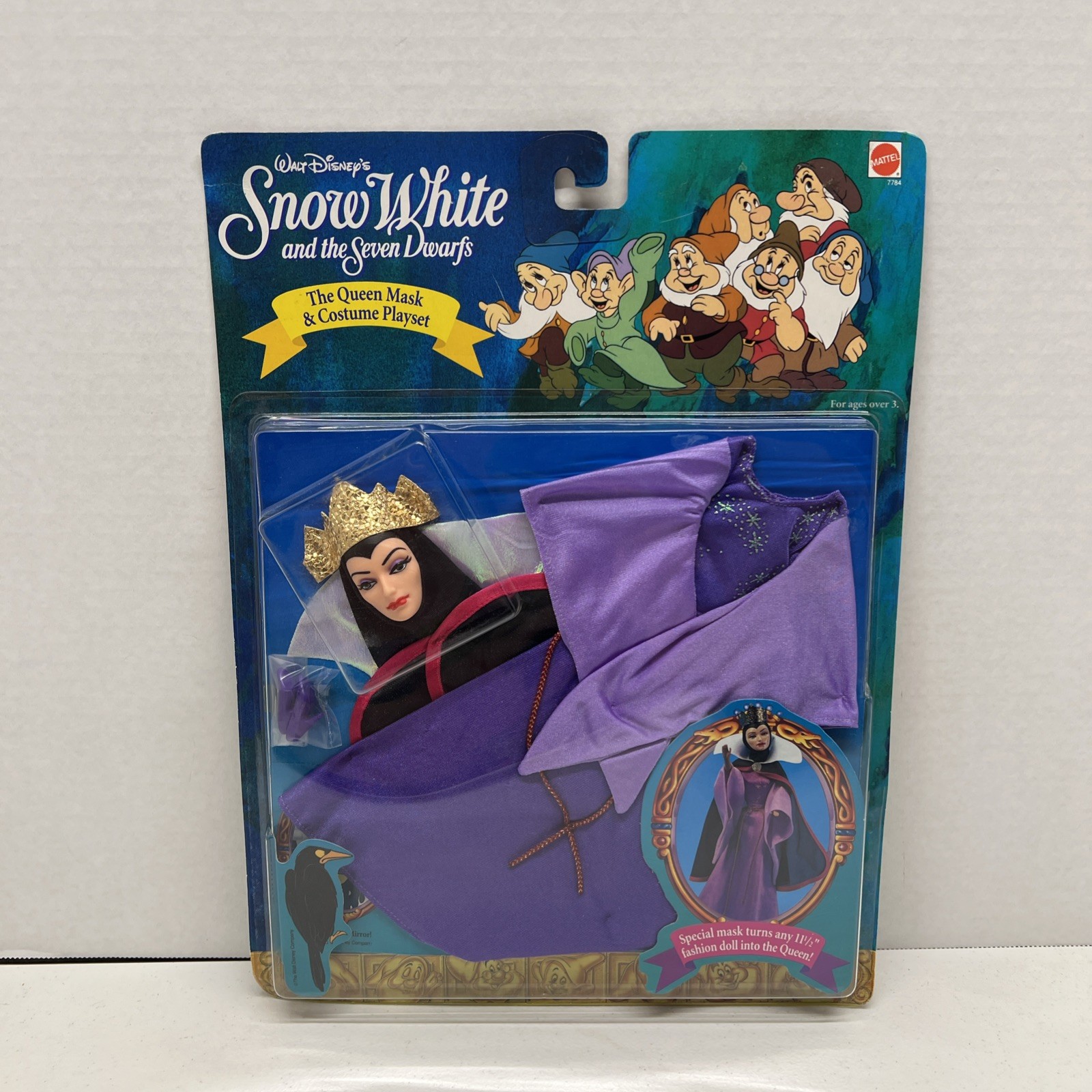 1992 Disney's Snow White and the Seven Dwarfs The Queen Mask & Costume Playset 1992 Disney's Snow White and the Seven Dwarfs The Queen Mask & Costume Playset
