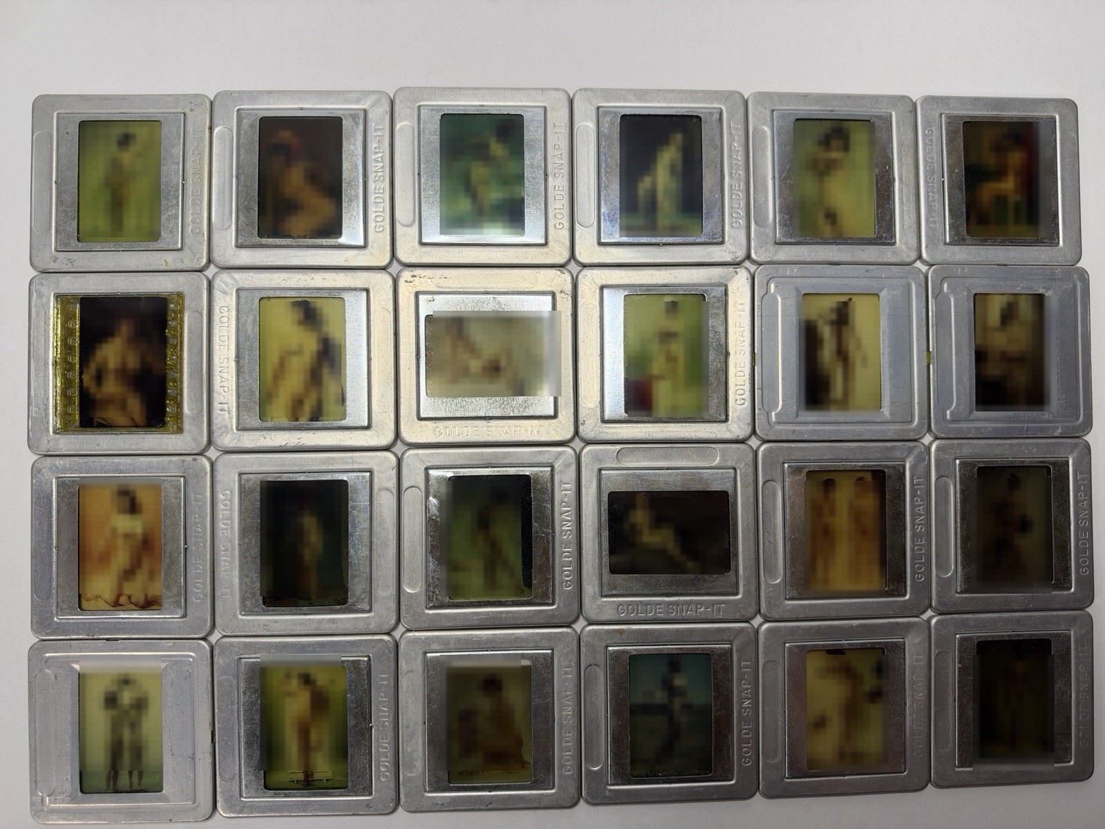 24 Vintage Nude Glamour Color Photo Slides Golde Snap-It Metal Mounts 2x2 A21