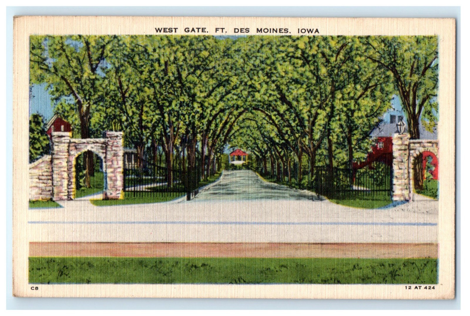 West Gate Fort Des Moines Iowa IA Postcard (HT9)