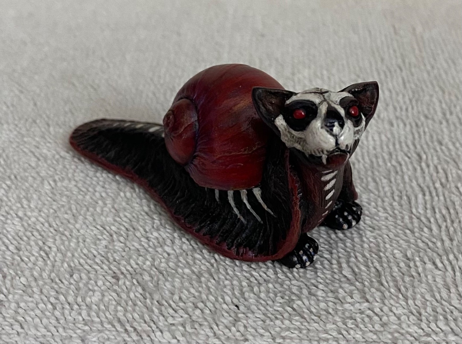 Snail Sphynx Kitty Cat Goth Figurine - \ Snail Sphynx Kitty Cat Goth Figurine - \