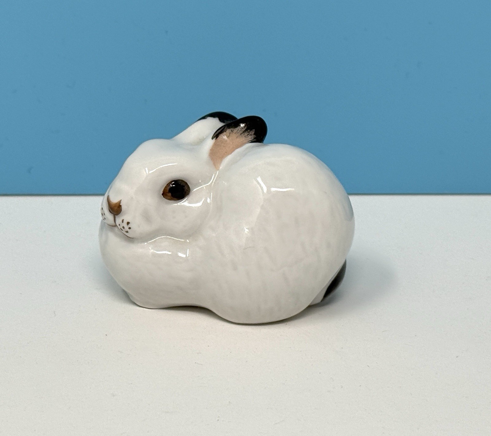 Vintage Lomonosov USSR White Rabbit Bunny Figurine, More Vivid Paint Than Most