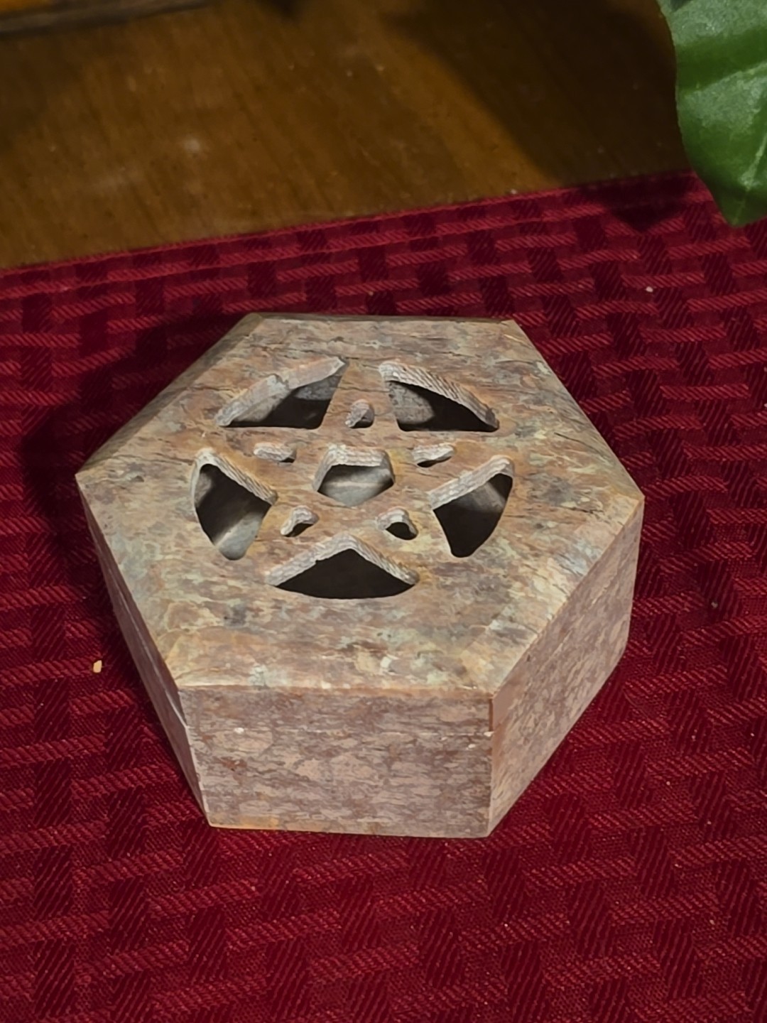 Carved Soapstone Star Pentacle Pentagram Jewelry Trinket Box Hexagon Shaped New