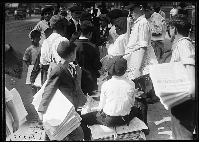 Photo:New York City Newspaper Boys Selling Papers 1910s Crowd Street Scene