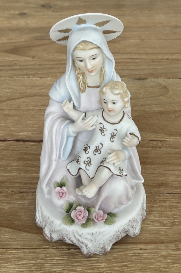 Lefton China Madonna and Child Ceramic Figurine KW1695 Pastel Gold Japan Vintage