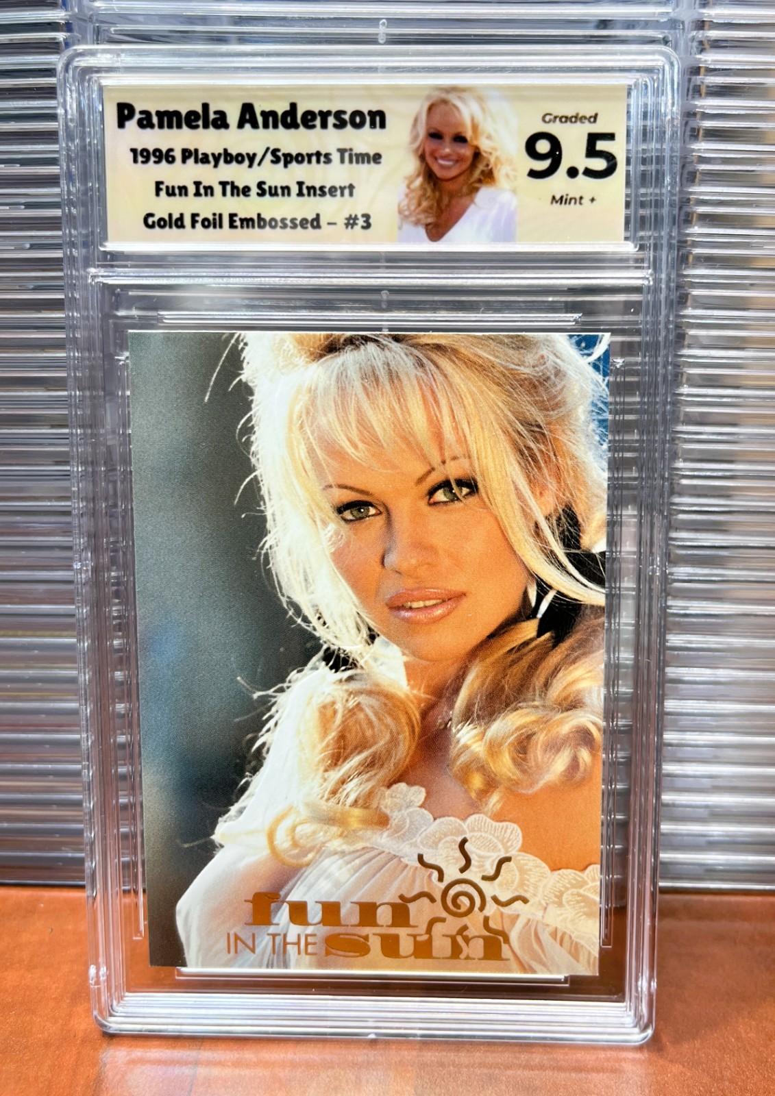1996 PLAYBOY MAGAZINE PAM ANDERSON GOLD FOIL INSERT/CHASE CARD 10 GRADED 9.5 L38