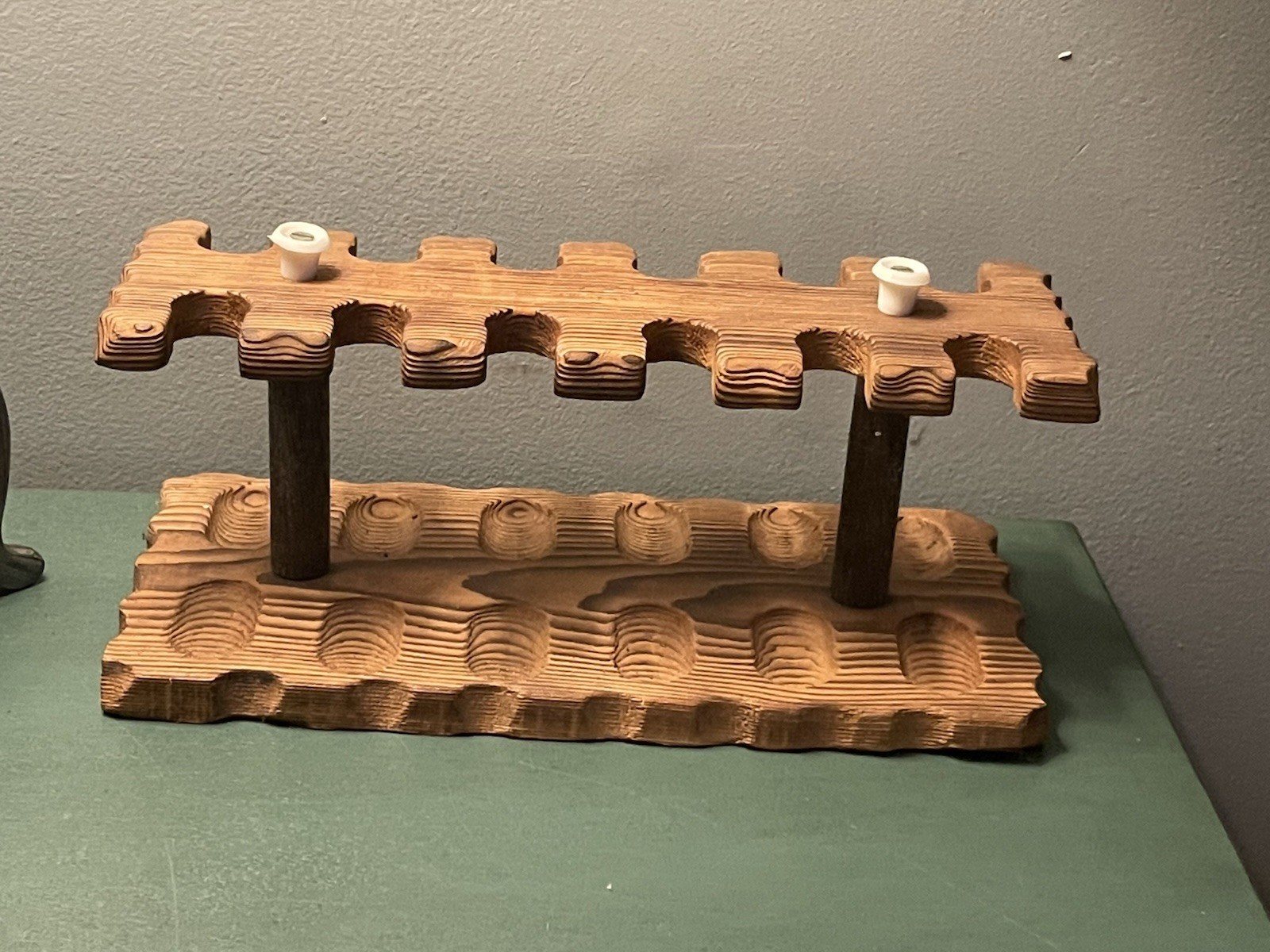 Vintage 12 Pipe Wooden Carved Pipe Rack Holder Stand Display.