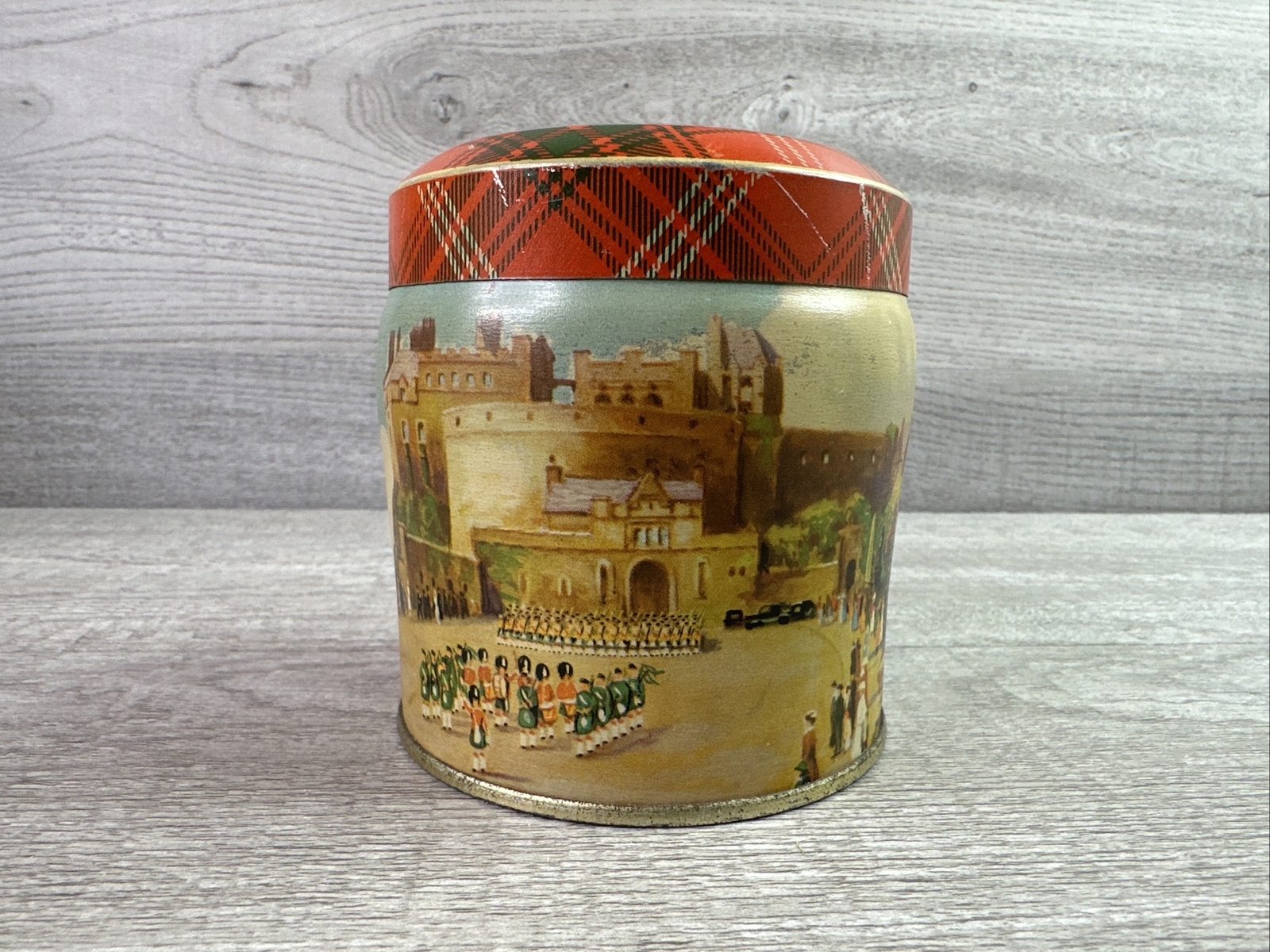 Vintage Thorne\'s Tin Leeds English Castle World\'s Premier Toffee Empty England