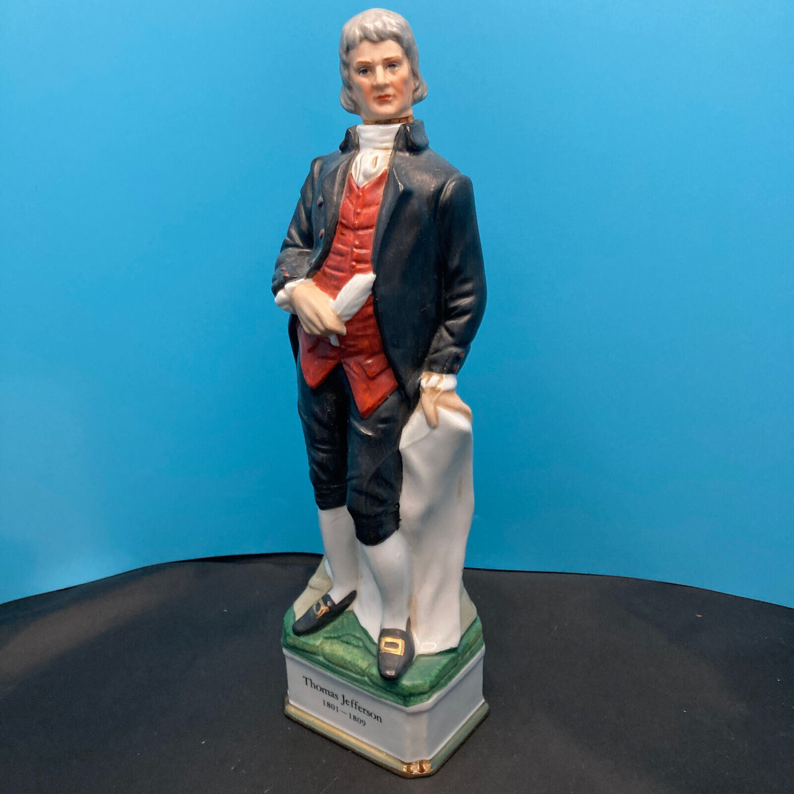 Vintage \' Thomas Jefferson 1801-1809 \' Trenton Spirits Ceramic Decanter