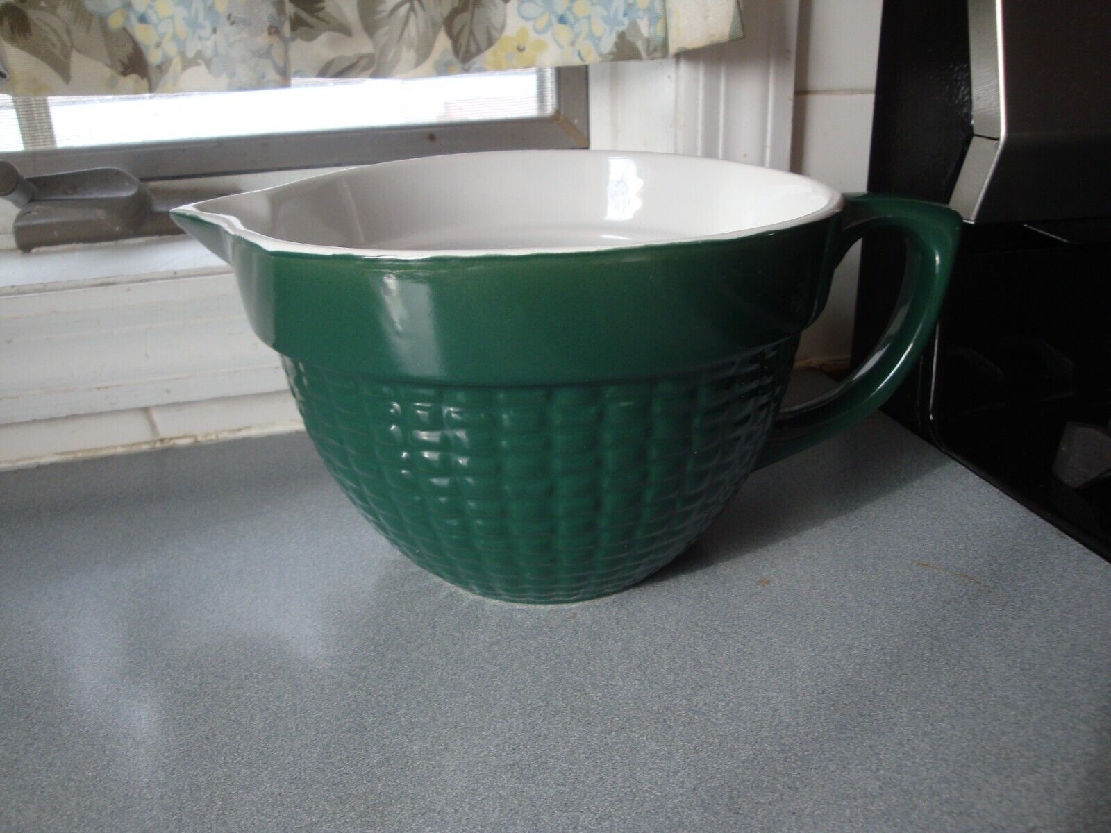 NEW STONEWARE KITCHEN KATE WILLIAMS FOREST GREEN BASKET WEAVE BATTER MIXING BOWL