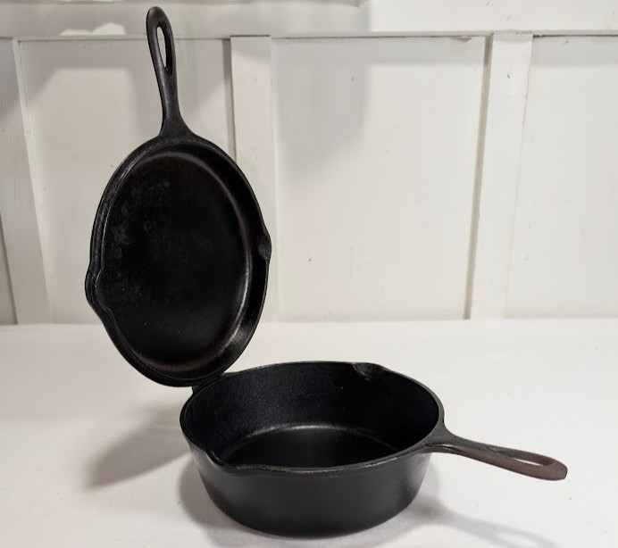 Vintage Lodge Foursome 4-IN-1 Cast Iron Skillet & Hinged Lid Set USA # 8
