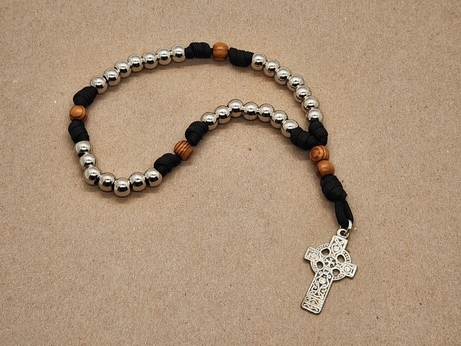 Paracord Anglican rosary, Celtic cross Protestant prayer beads