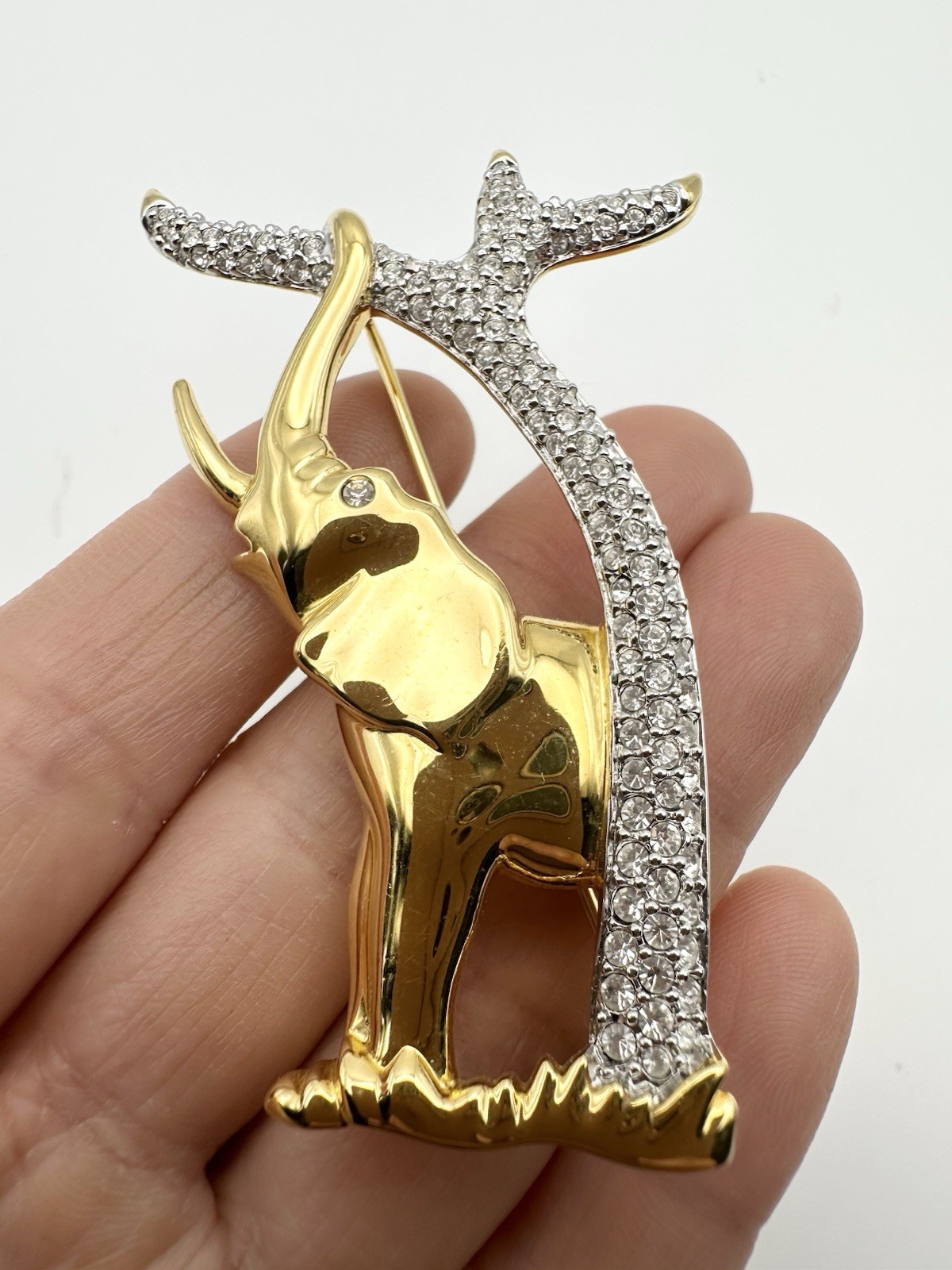 Authentic  Signed Swarovski  Elephant Gold Tone Pin Brooch SCS With Tree