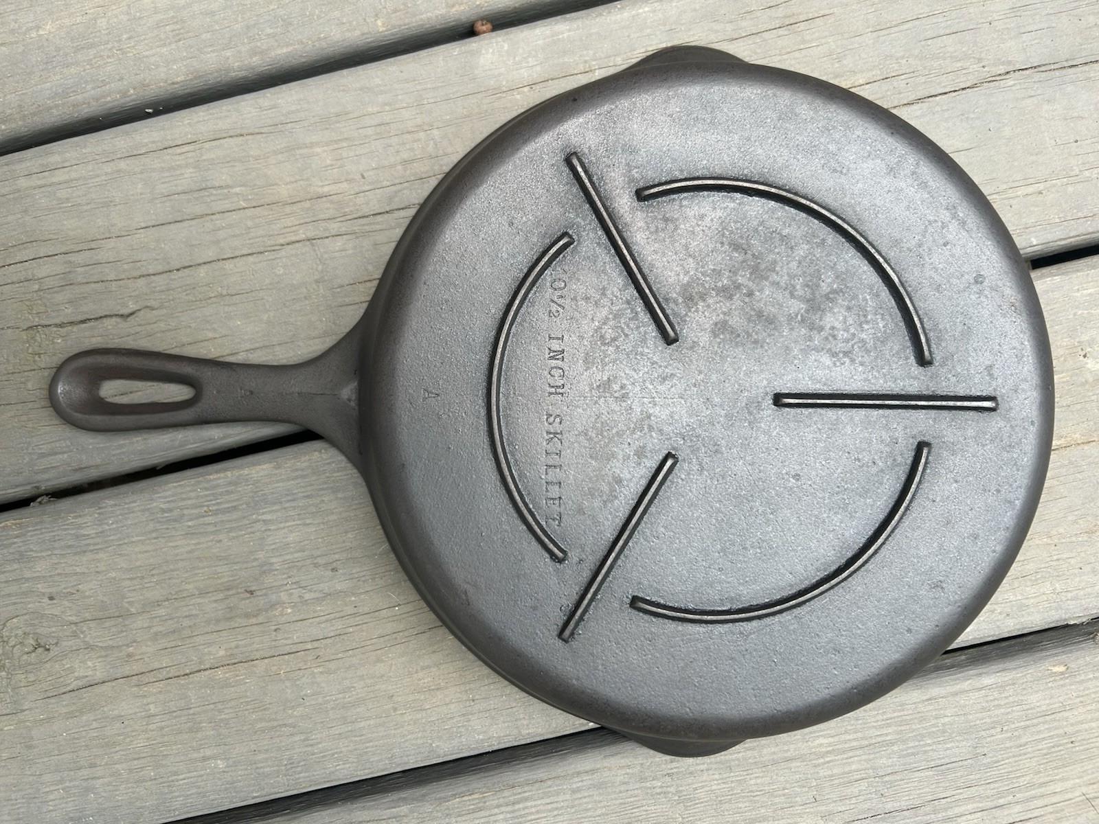 Vintage Wagner #8 Mercedes Cast Iron Skillet Marked A