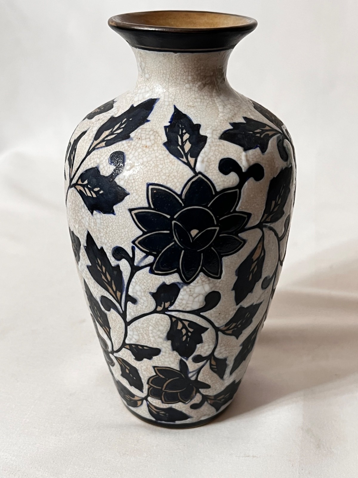 Vintage Chinese Cizhou Ware Sgraffito Scrolling Peony Design 8\ Vintage Chinese Cizhou Ware Sgraffito Scrolling Peony Design 8\