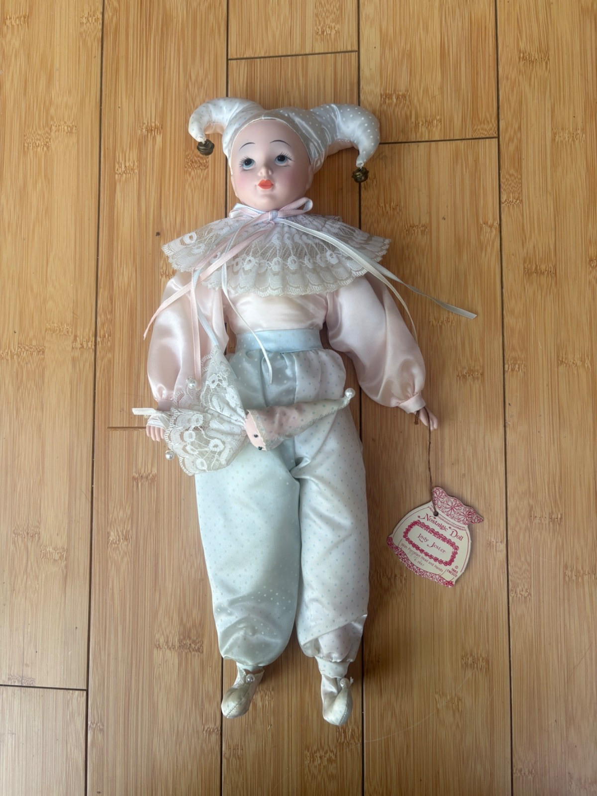 1983 ENESCO 16\