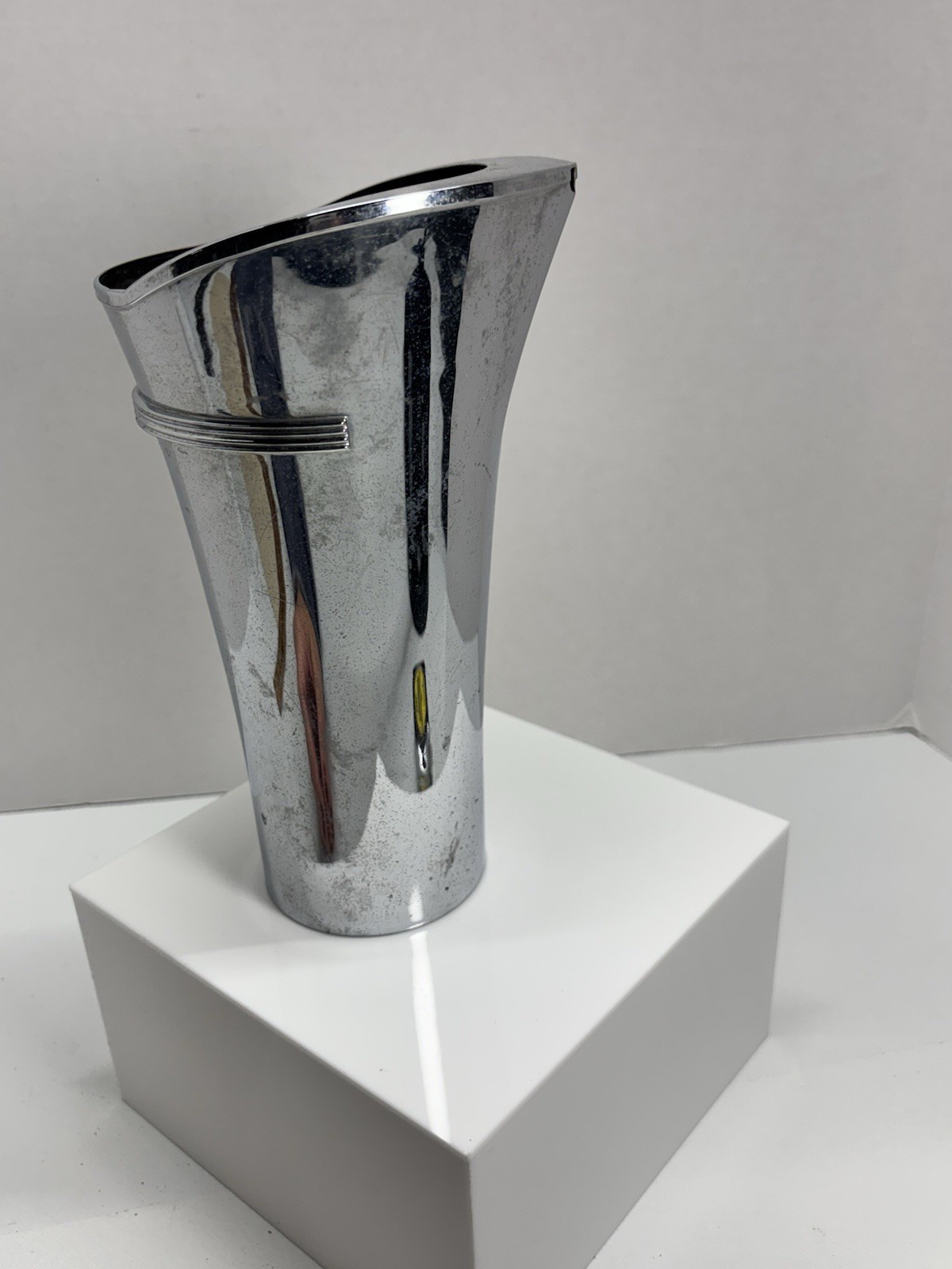 Vintage Chase 1930’s Art Deco Chrome Viking Cocktail Pitcher Walter Von Nessen