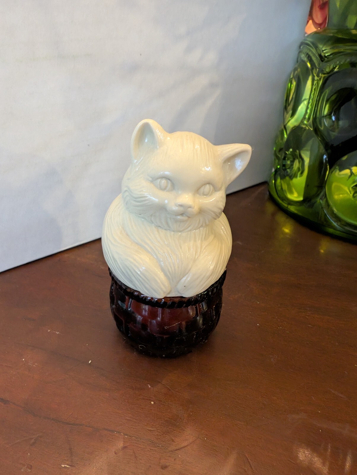 Vintage Avon Cat Kitty In A Basket Bottle Charisma