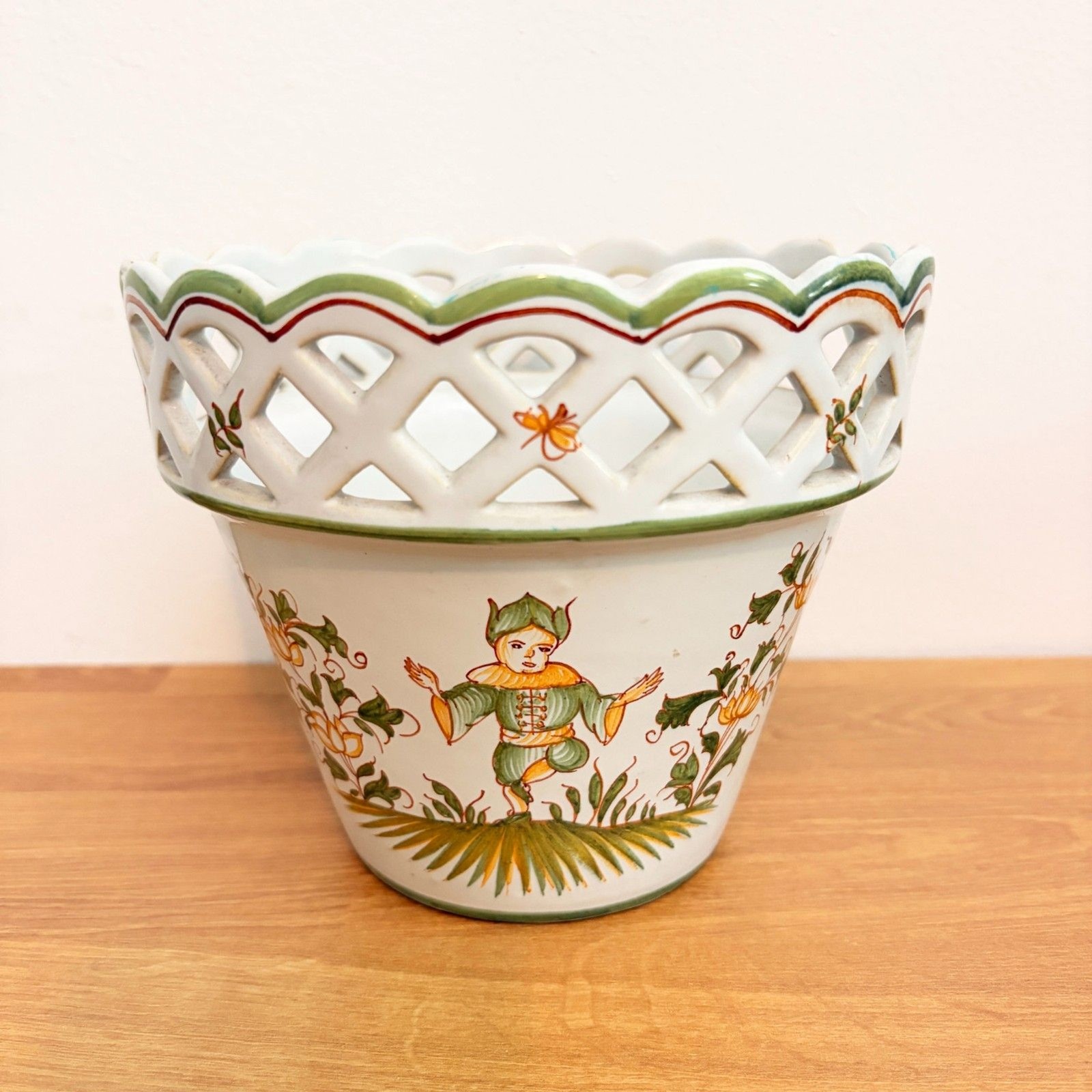 Vintage French Cachepot Faïencerie Bourg-Joly Malicorne Émile Tessier Planter Vintage French Cachepot Faïencerie Bourg-Joly Malicorne Émile Tessier Planter