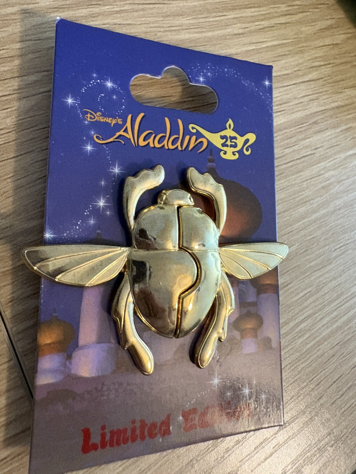 Disney 2017 Aladdin 25th Anniversary Scarab LE 3000 pin