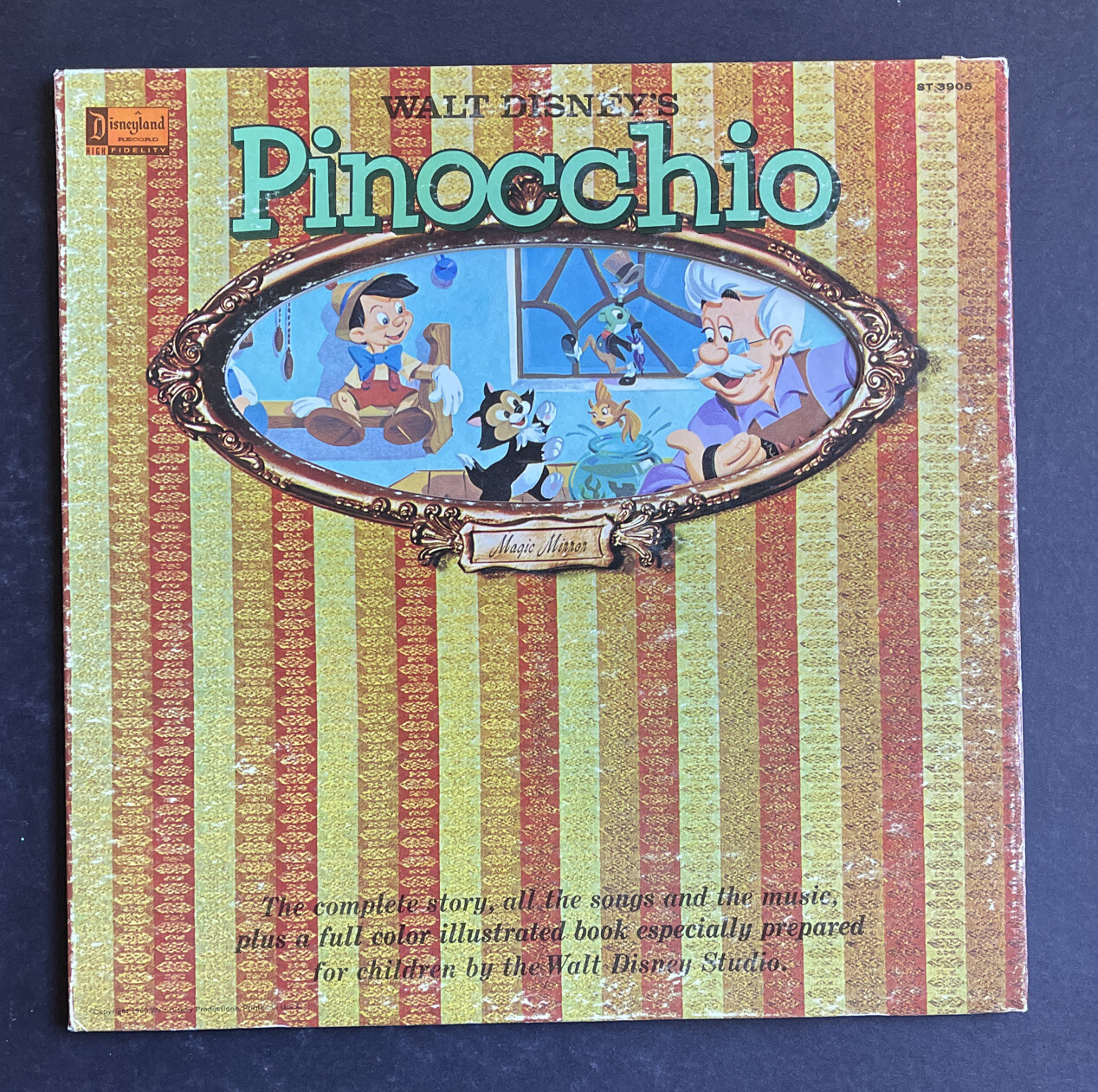 1962 Walt Disney’s “Pinocchio” Magic Mirror Music Soundtrack Of Motion Picture