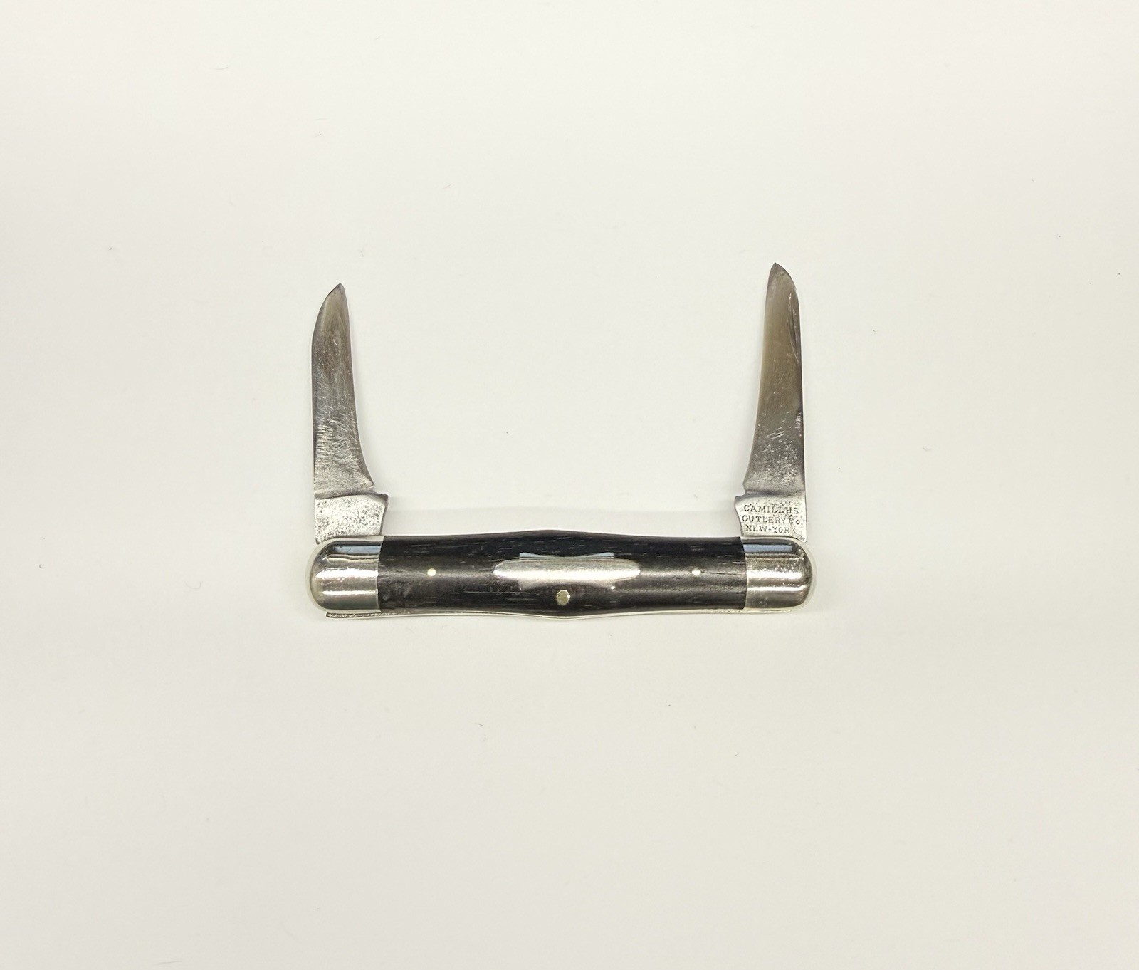 VINTAGE RARE 1916-1930 CAMILLUS CUTLERY CO. 2 BLADE MADE IN NY USA VINTAGE RARE 1916-1930 CAMILLUS CUTLERY CO. 2 BLADE MADE IN NY USA
