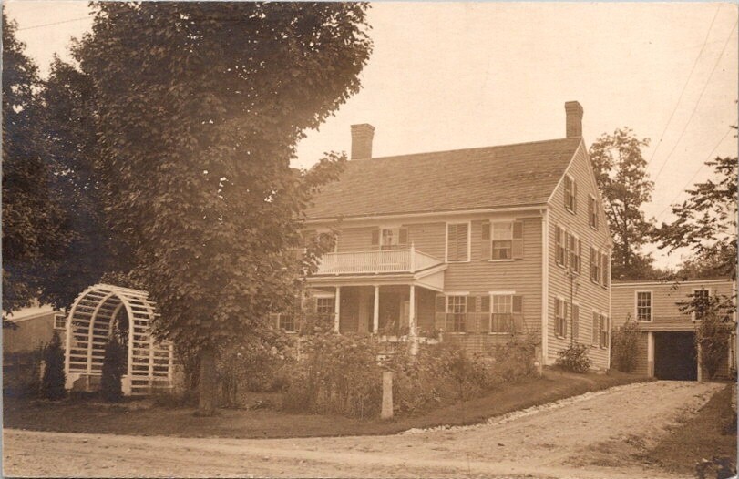 Vintage RPPC Postcard View of the Front Yard of Large Two Story Home       12625
