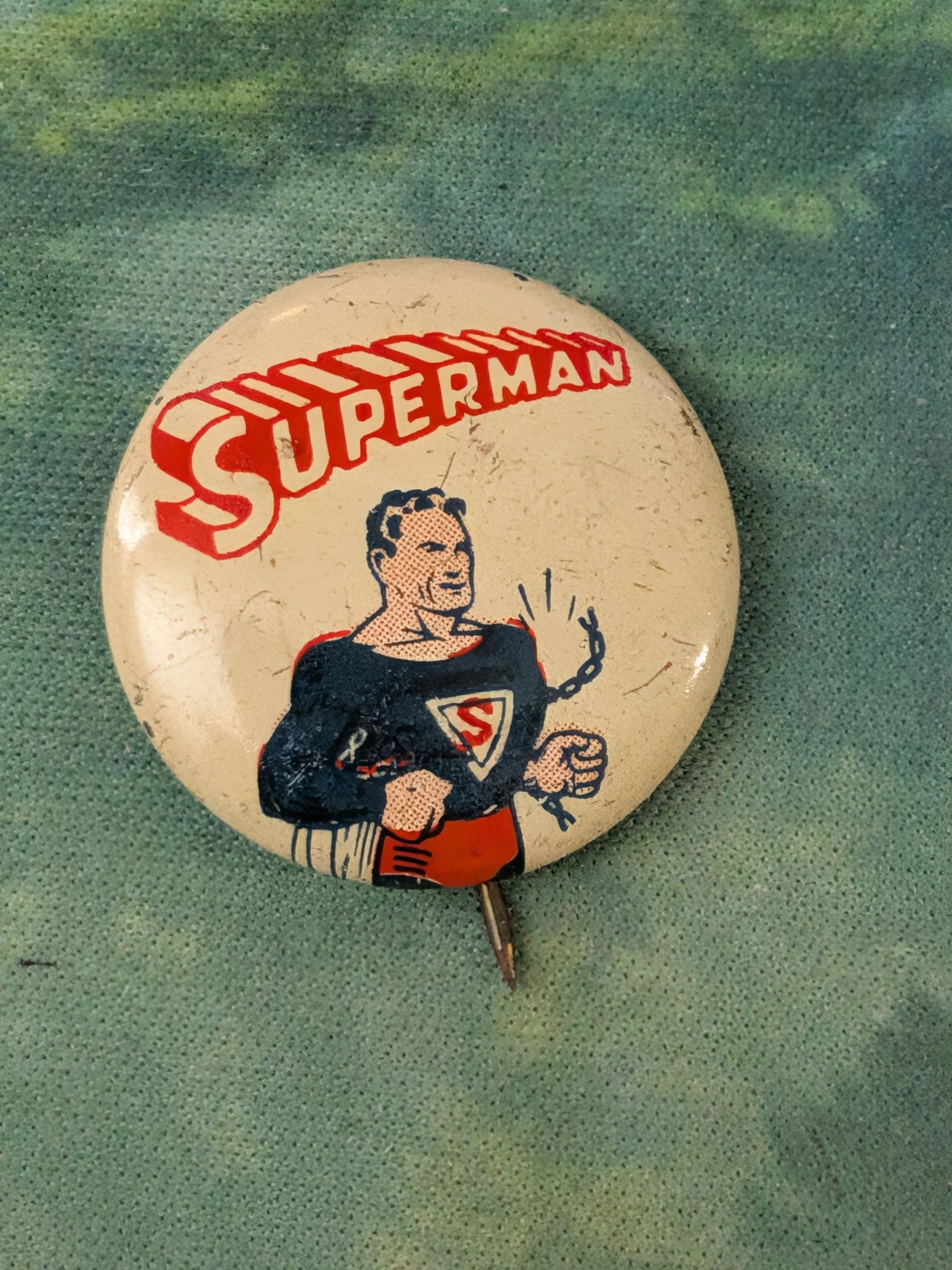 Rare 1940s Superman Action Comics Magazine Pinback Button - Breaking Chains Rare 1940s Superman Action Comics Magazine Pinback Button - Breaking Chains