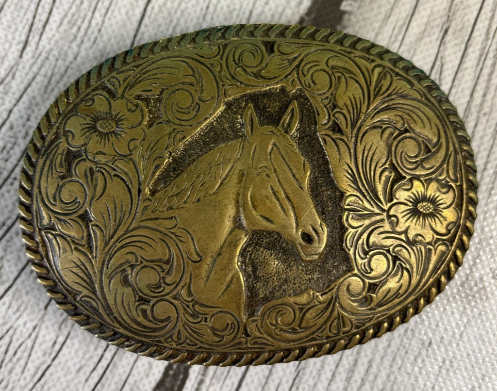 Vintage 1970s-1990s El Arturo Trophy Design Bronze Crumrine Engrave Belt Buckle.