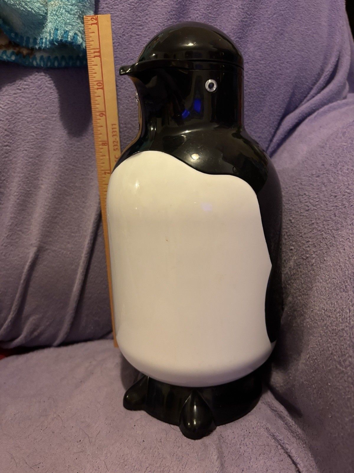 Penguin Thermos Vintage , Plastic , Metrokane carafe Insulated 1980s Penguin Thermos Vintage , Plastic , Metrokane carafe Insulated 1980s