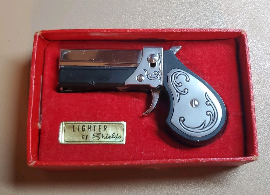 Vintage Shields Derringer Pistol Gun Lighter Black Silver RARE With Original Box
