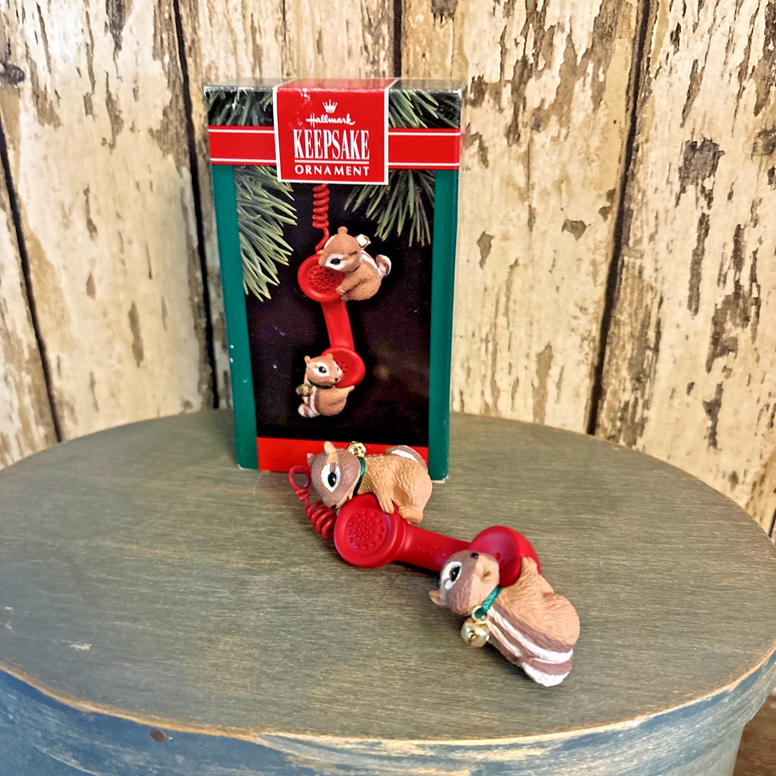 Vintage Hallmark Keepsake Christmas Ornament 1992 \