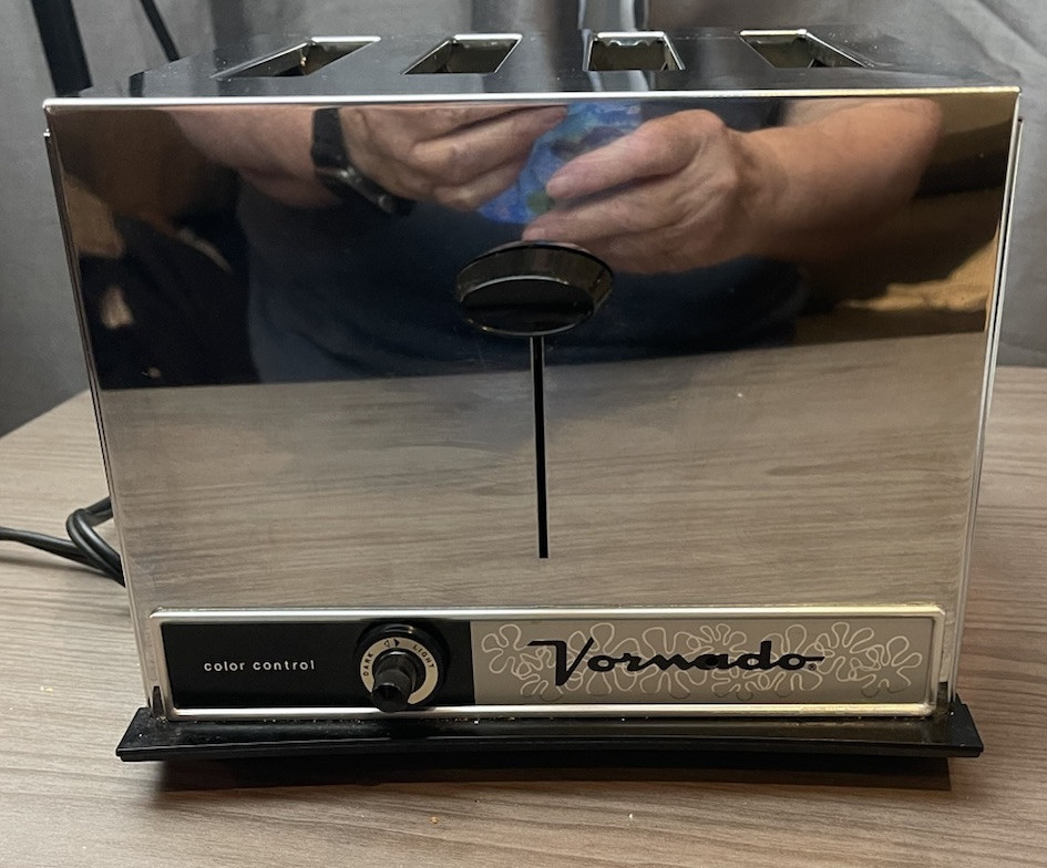 Vintage Vornado  4-Slice Toaster Model No 384 Chrome Rare