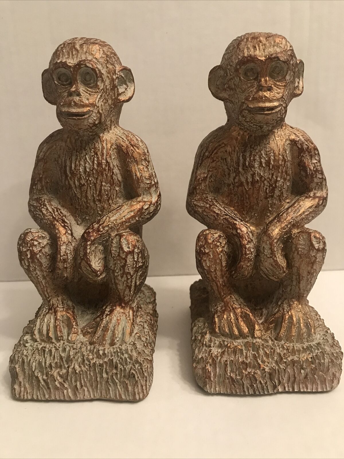 Mellanco Monkey Statue Bookends Books Library Organizing Chimpanzees