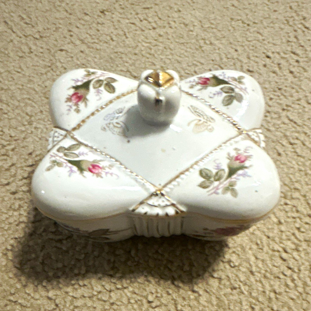 Lefton Japan L&M USA White Porcelain Floral Trinket Box with Lid