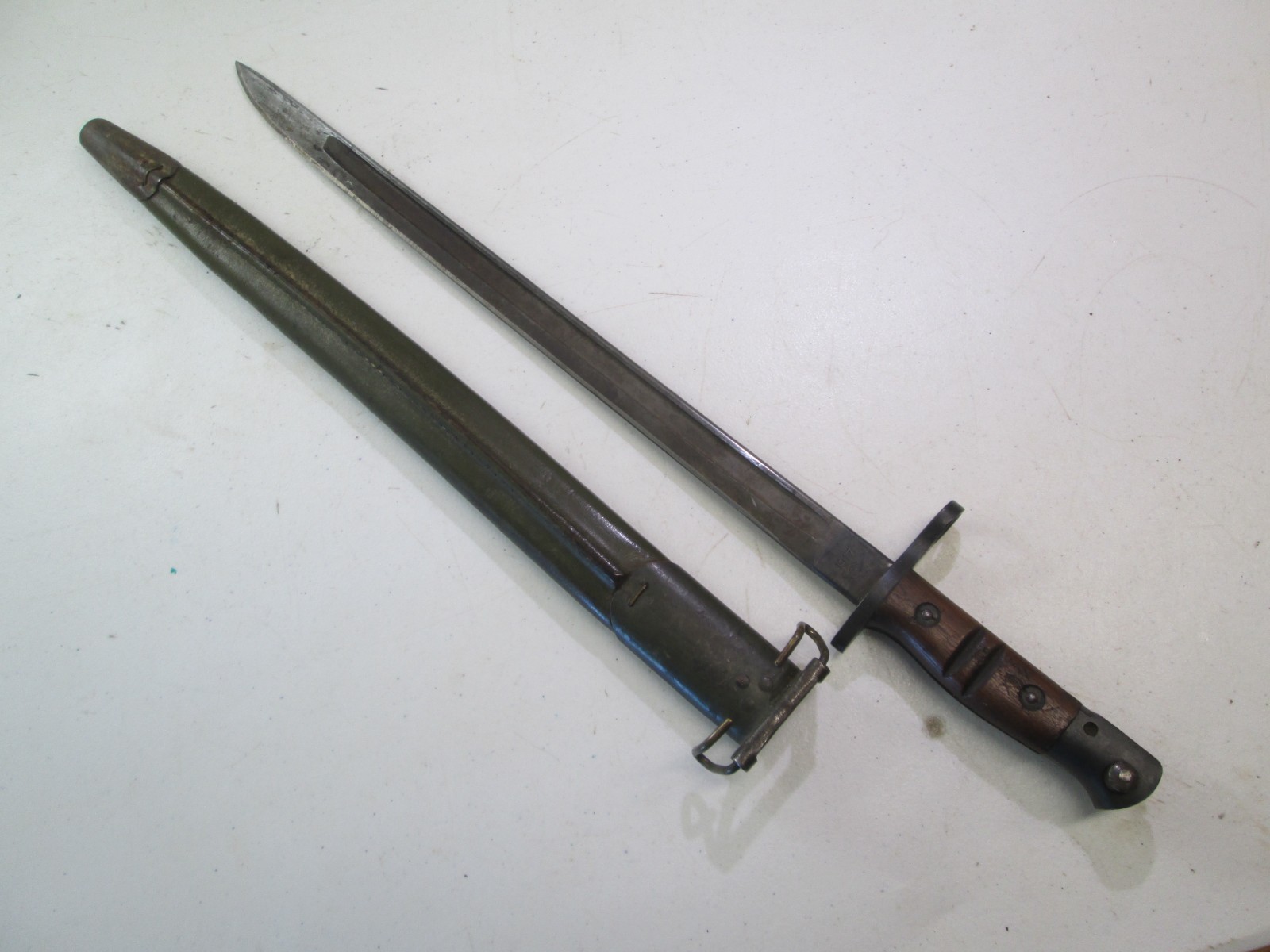 WWI REMINGTON Model 1917 Bayonet & Scabbard - US Marked 17