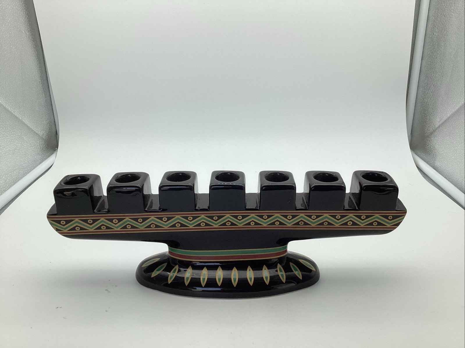 Vitg. Avon Kwanza Collection 7 Candle Kinabalu Black Ceramic Candle Holder 13”