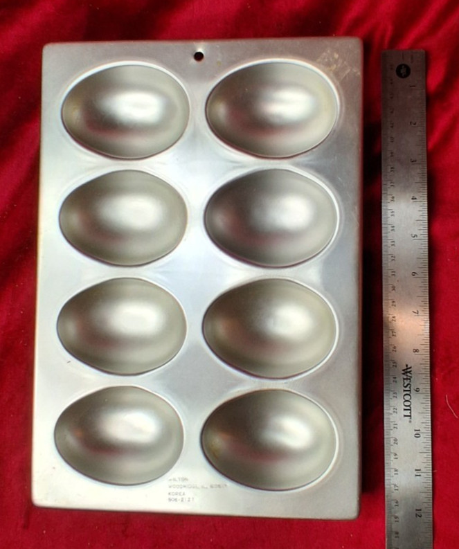 Vintage 1971 Wilton 8 Cavity Easter Egg Cake Pan Mold 508-2127 Aluminum