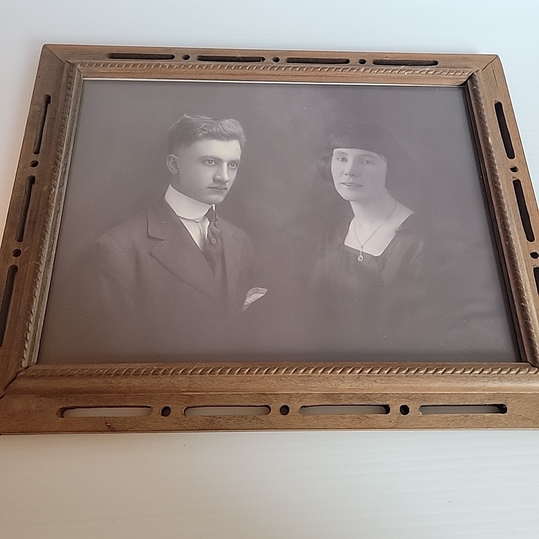 Antique Framed Portrait Young Couple c1918–1923 Black & White Studio Photograph