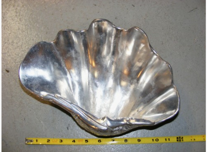 VTG ARTHUR COURT CLAM SHELL Aluminum 1976 SERVING DISH Sea  4”T x 11.1” W x 8” D
