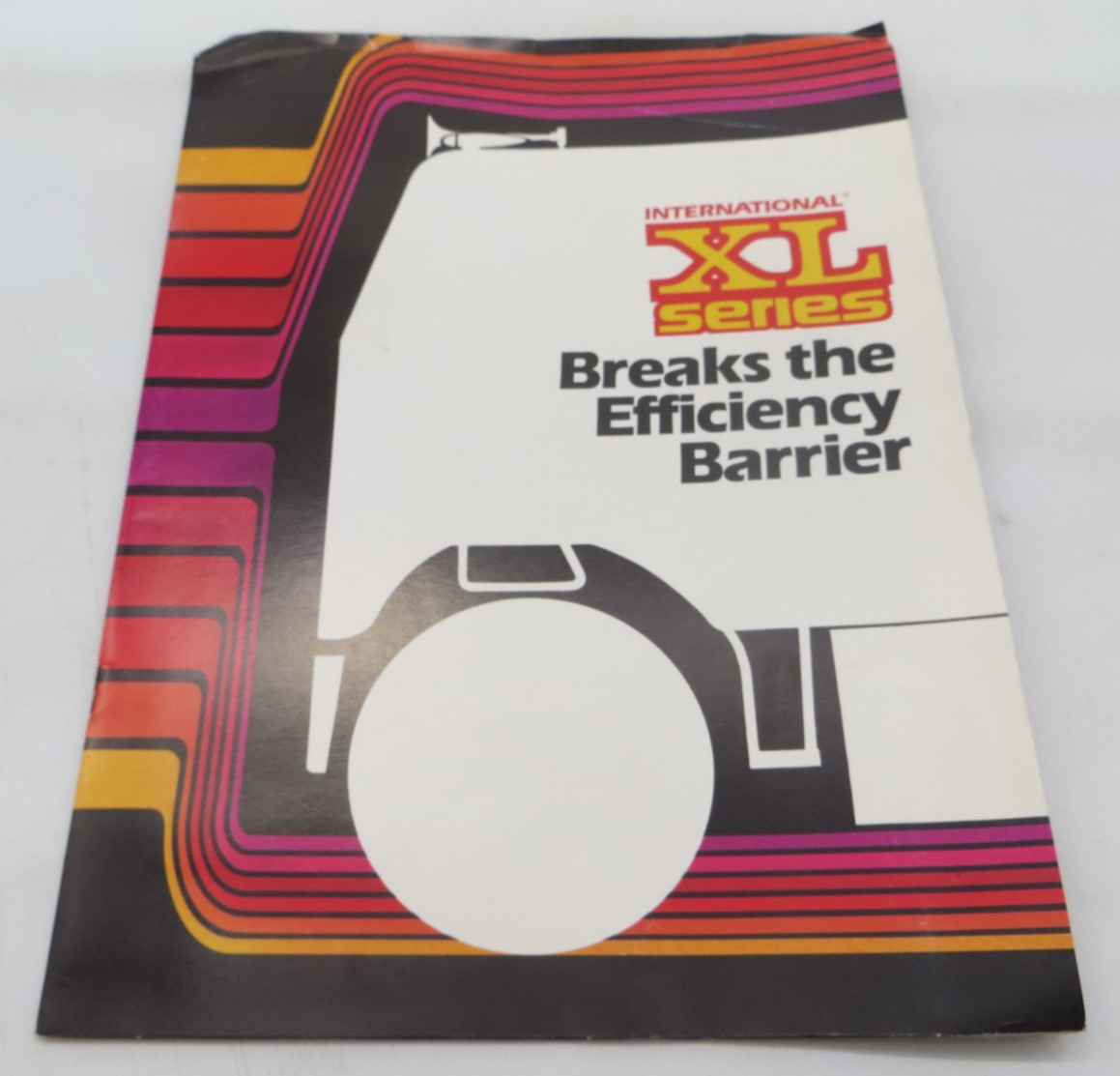INTERNATIONAL XL SERIES Vintage Semi Truck Dealer Sales Brochure Efficiency