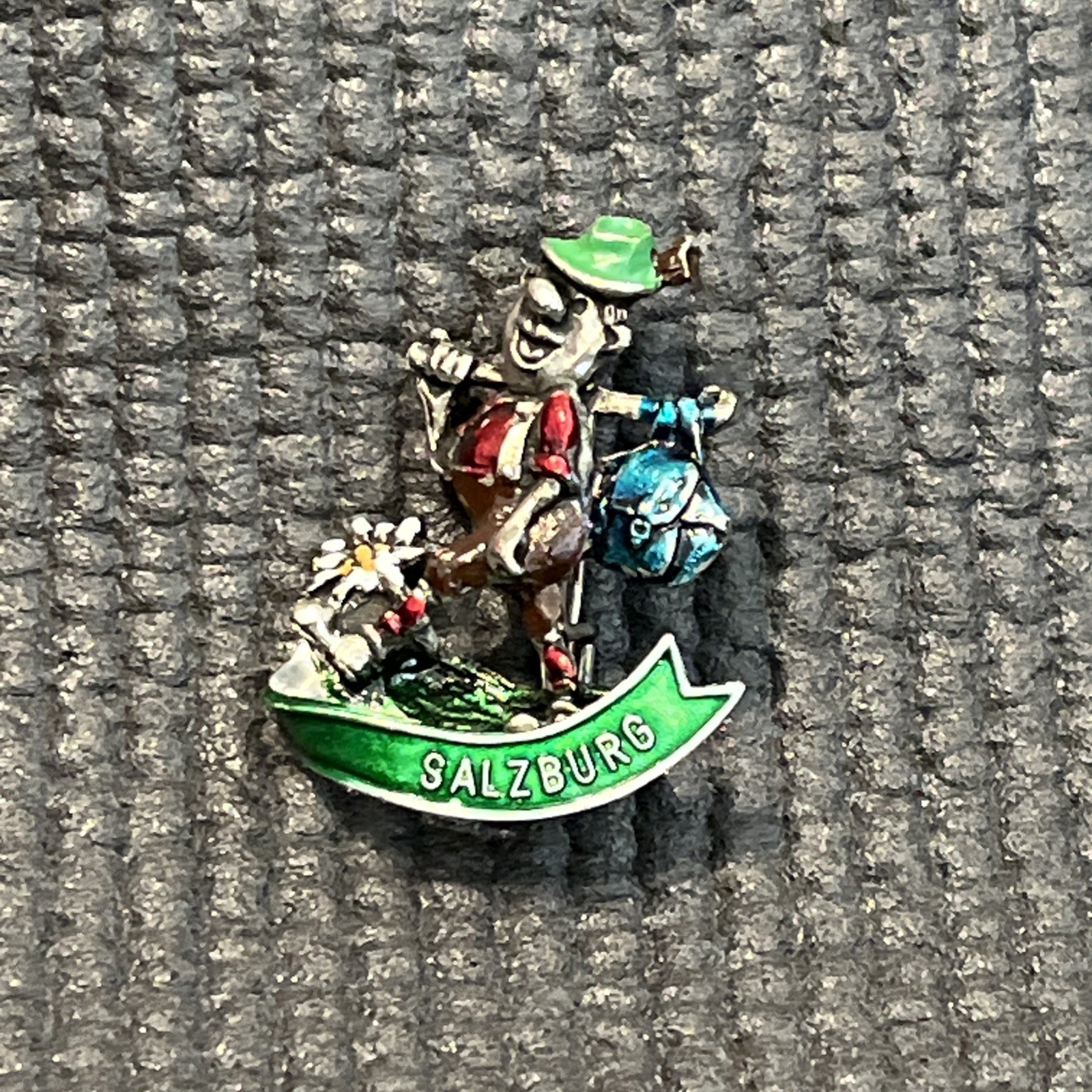 Vtg Salzburg Germany Alpine Hiker Tyrolean Trachten Hat Lapel Hat Pin P7878